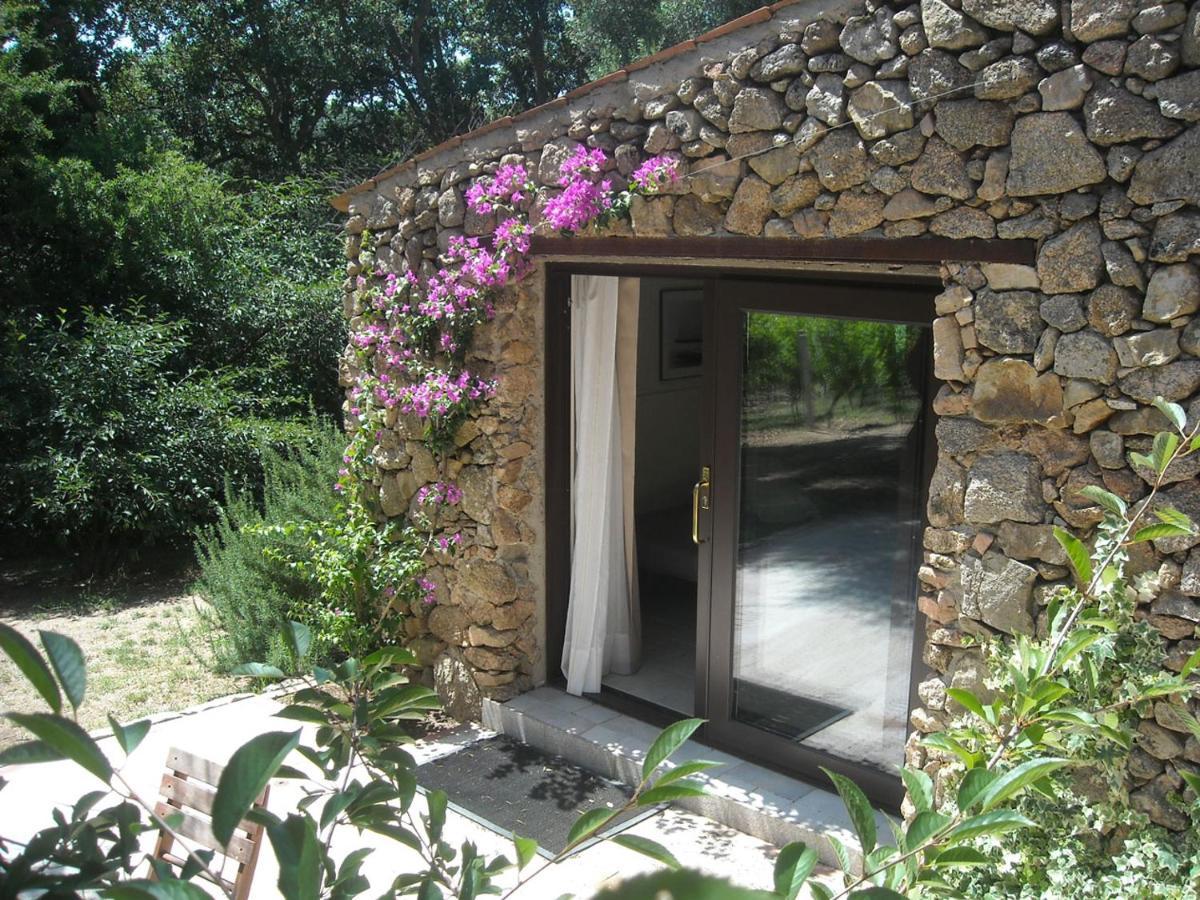Li Pireddi Vila Aglientu Exterior foto
